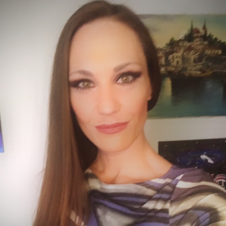 Healing Through Art With Elizabeth Mikotowicz